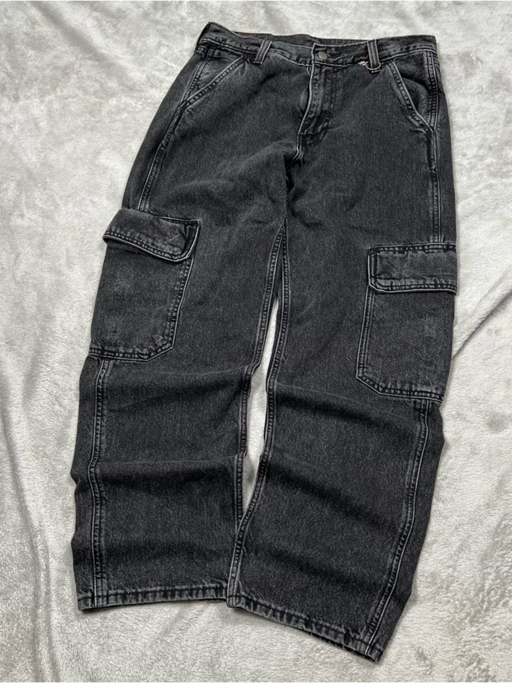 Levi's Premium 568 Loose Cargo Jeans Mens 30x28 Black Denim Skater Baggy Y2K